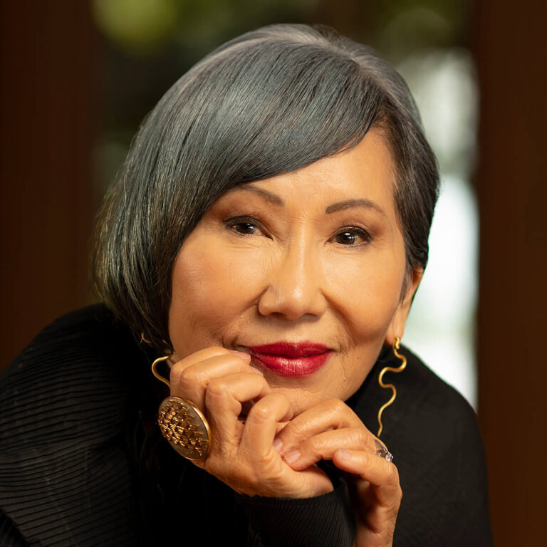 Amy Tan